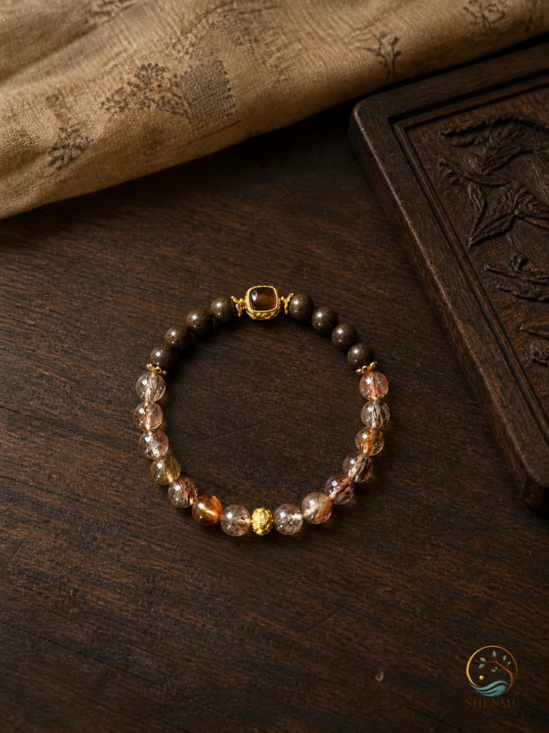 Pinecone Qinghe — Ancient-Inspired Natural Crystal, Agate & Pinecone Aromatic Bracelet